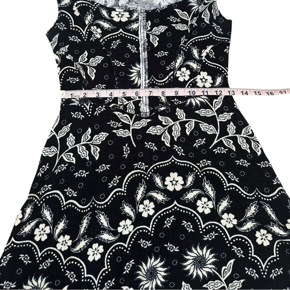 Y2K UO Women Small Floral Mini Dress Black White Stretch Boho Whimsigoth Western - Picture 8 of 13